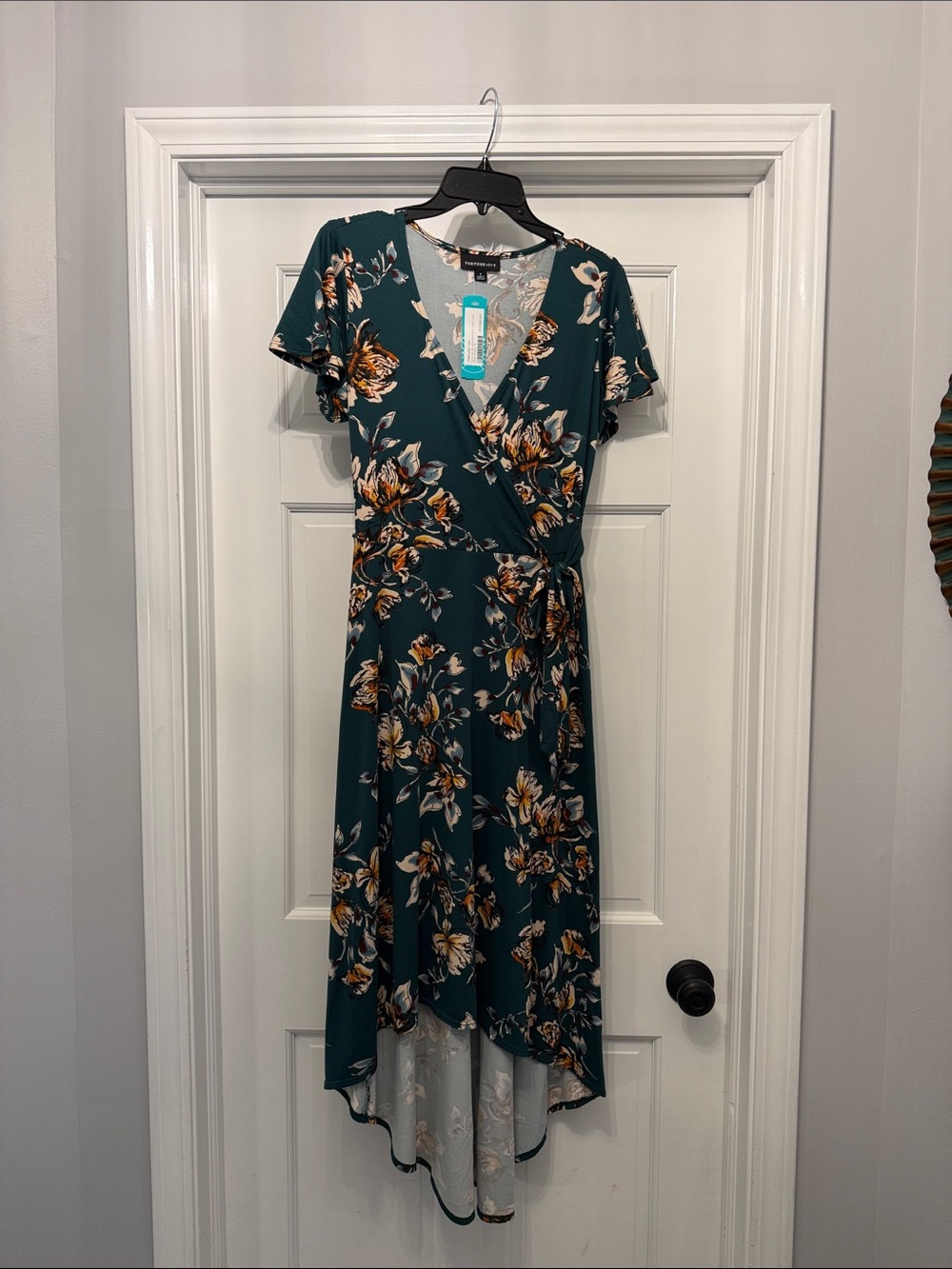 Fortune and Ivy Floral Wrap Midi Dress in green NWT size small